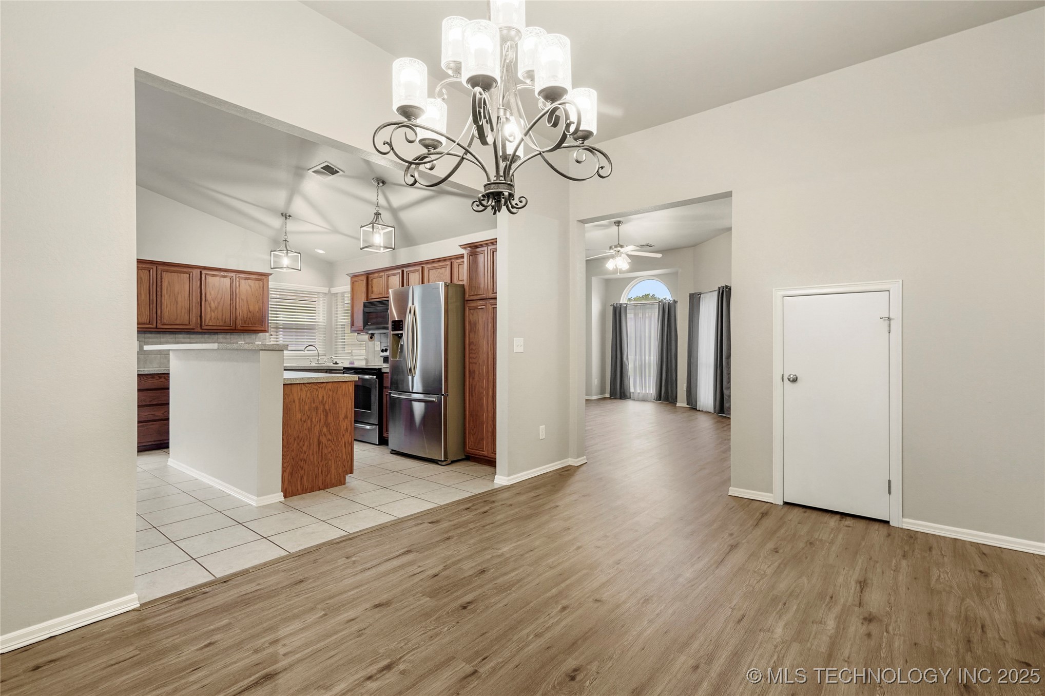 18717 E 50th Place S