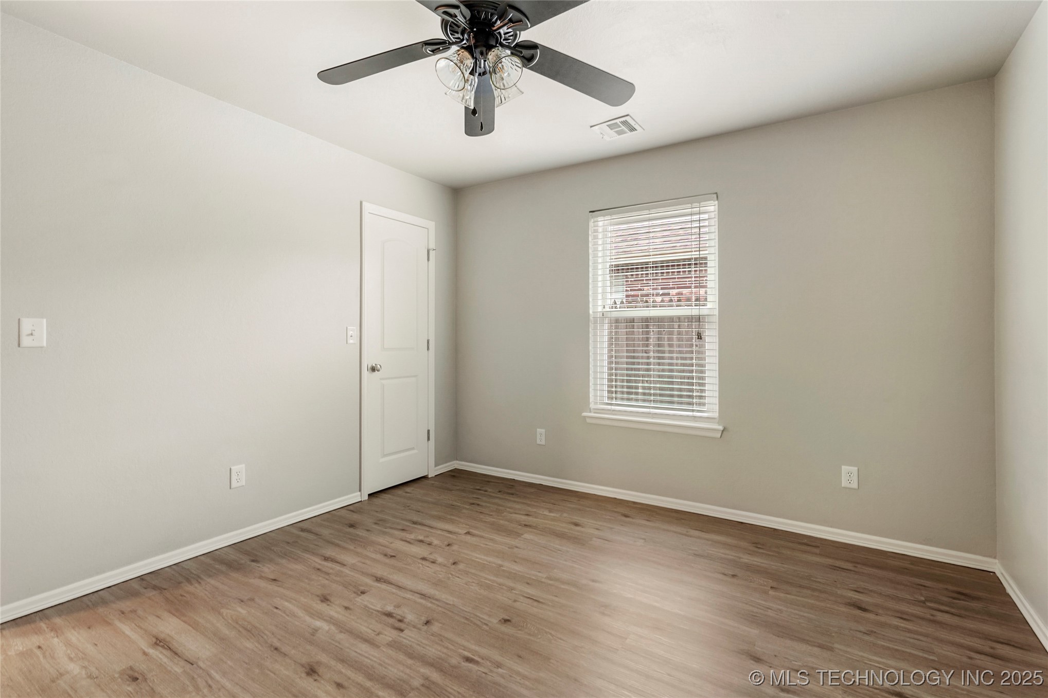 18717 E 50th Place S