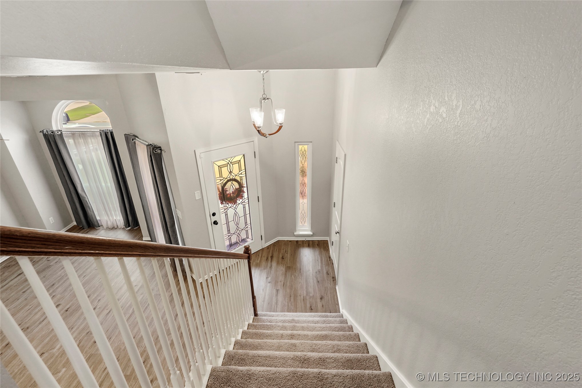 18717 E 50th Place S