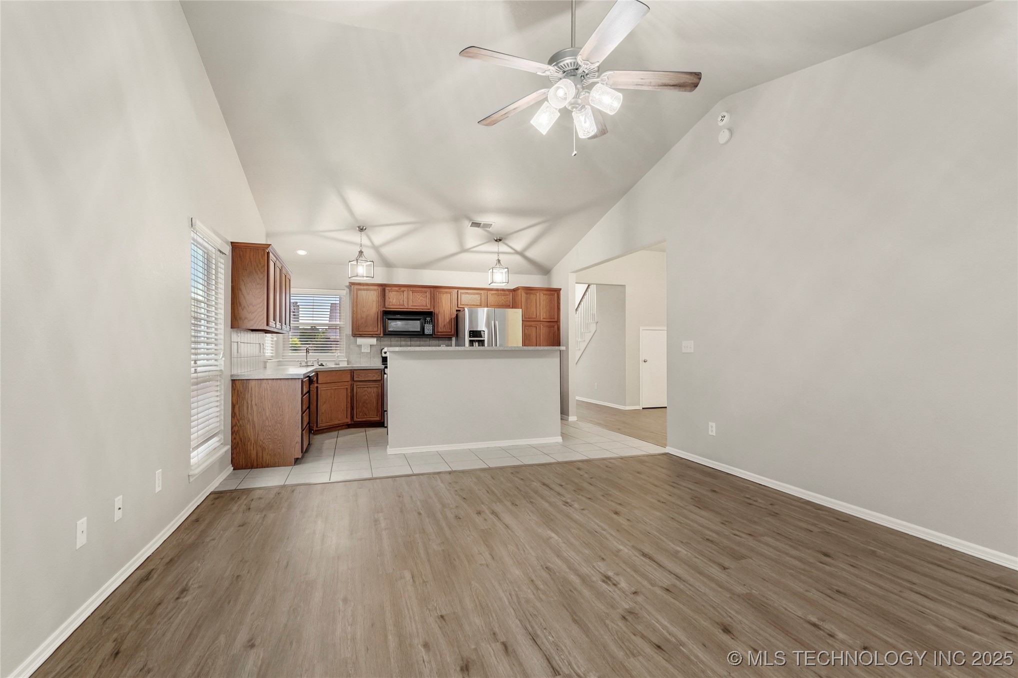 18717 E 50th Place S