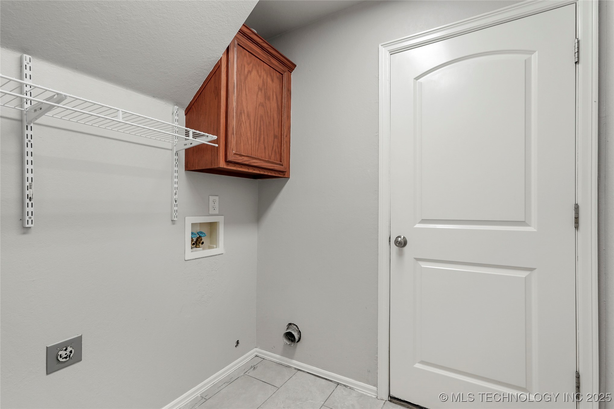 18717 E 50th Place S