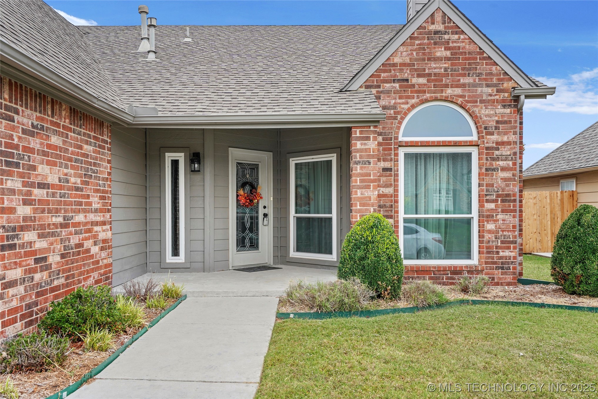 18717 E 50th Place S