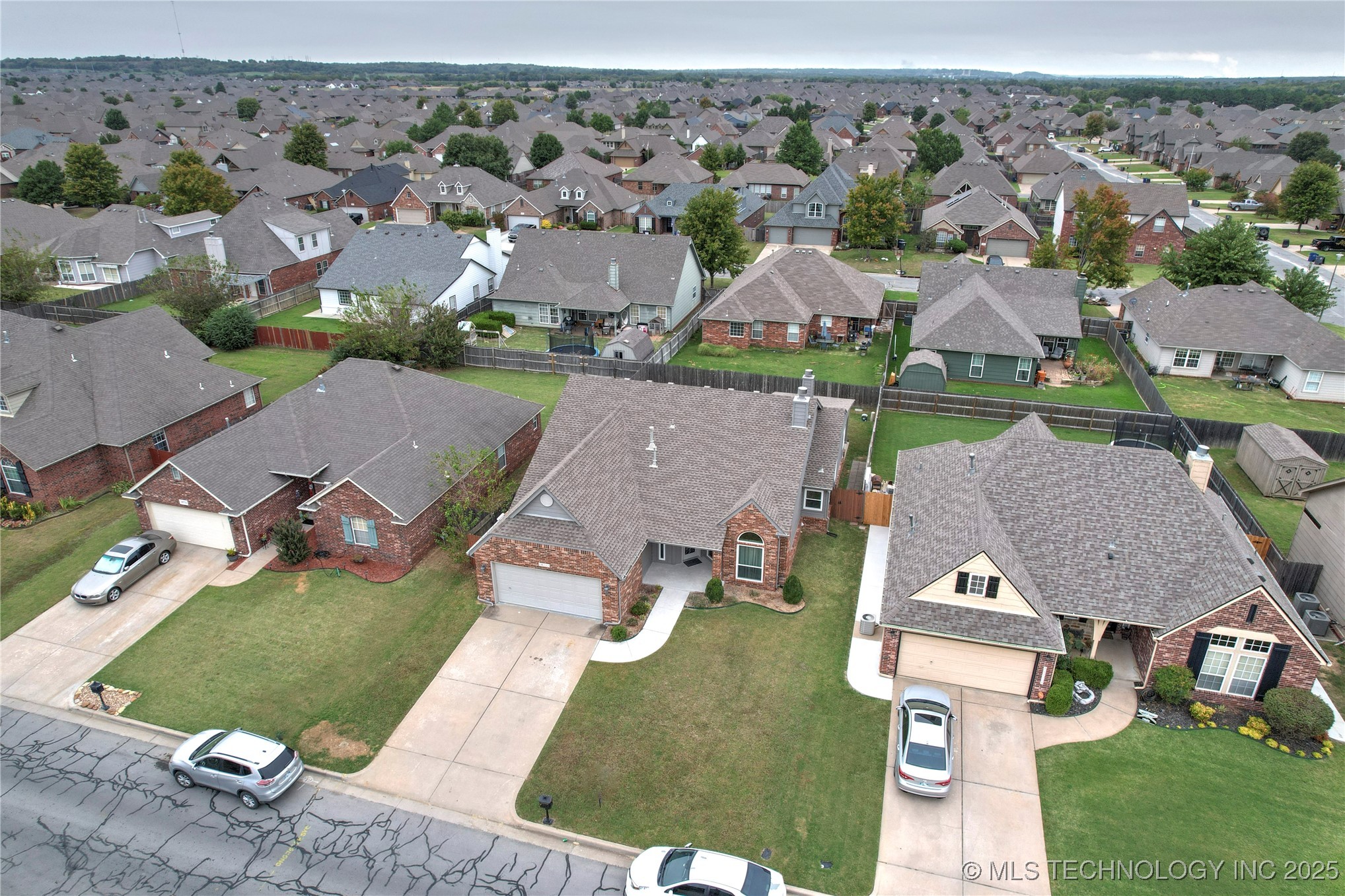 18717 E 50th Place S