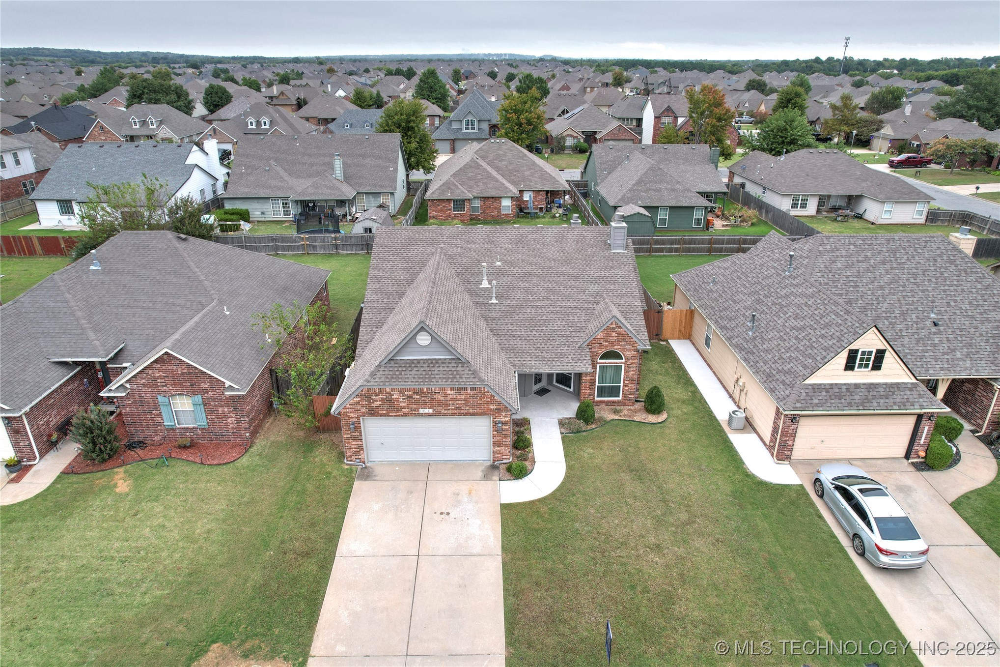 18717 E 50th Place S