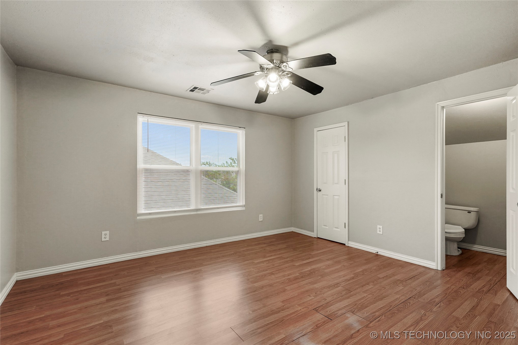 18717 E 50th Place S