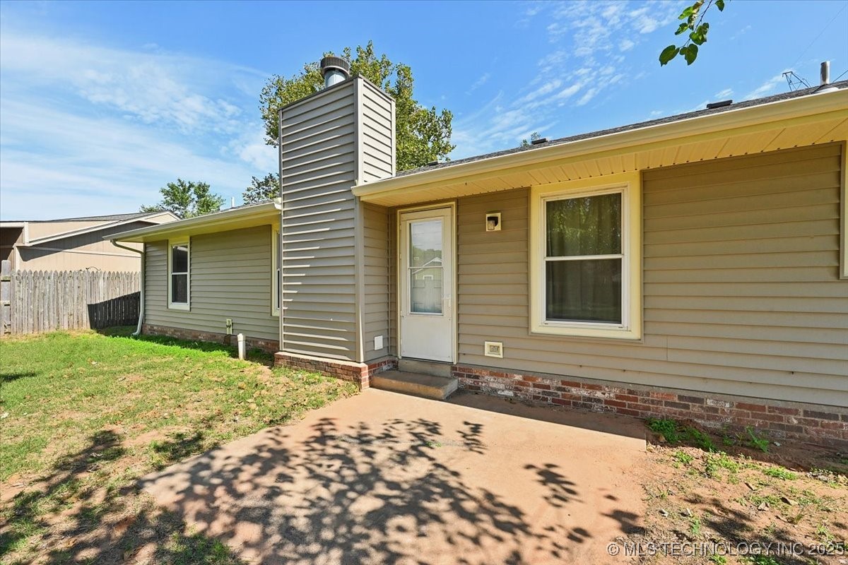 13542 S 91st East Avenue