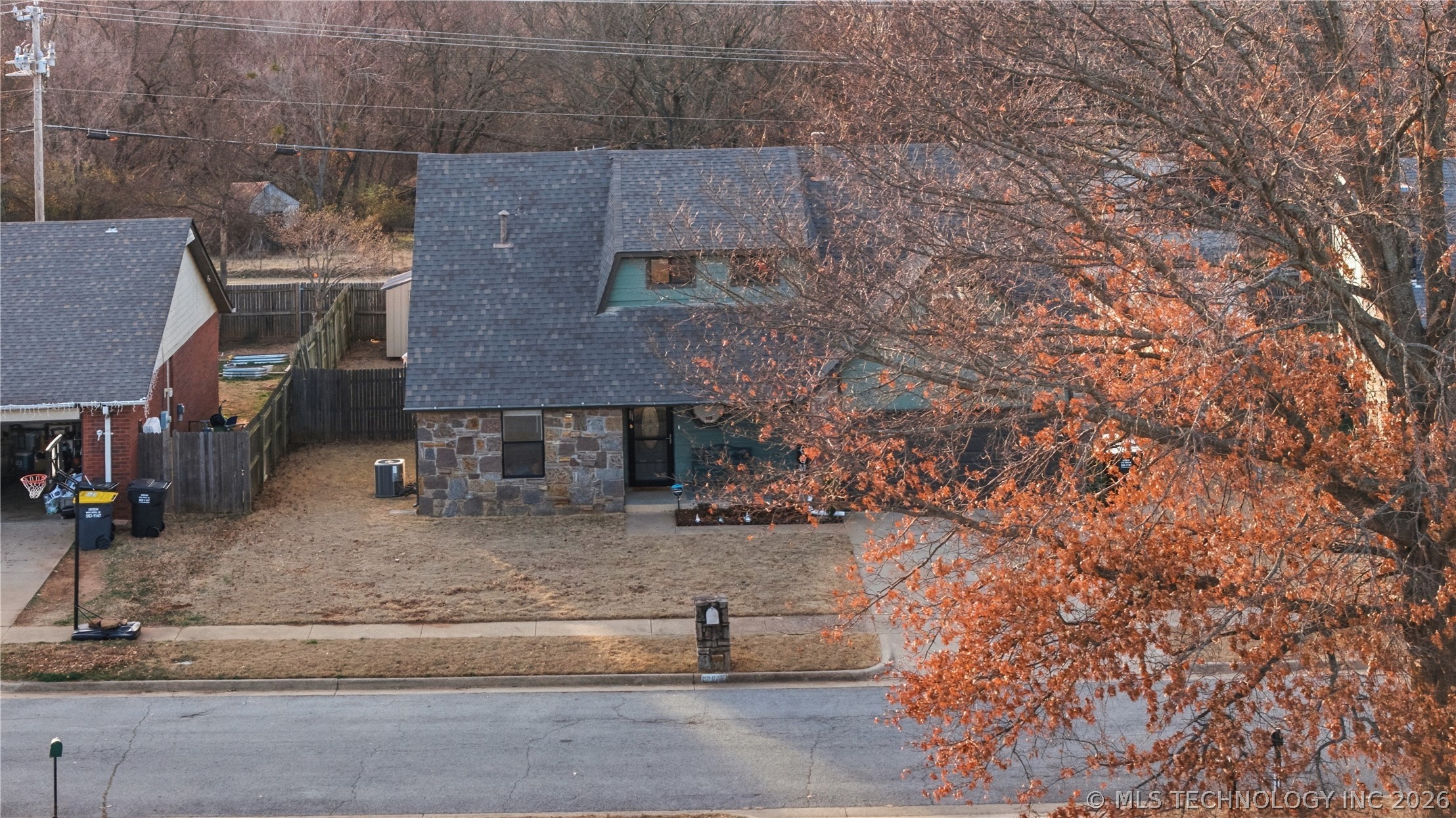 13674 S Maple Street