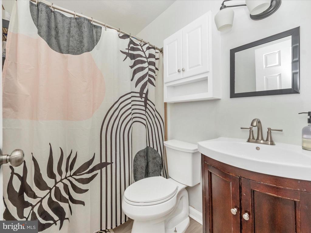 226 HIGHLANDER DRIVE