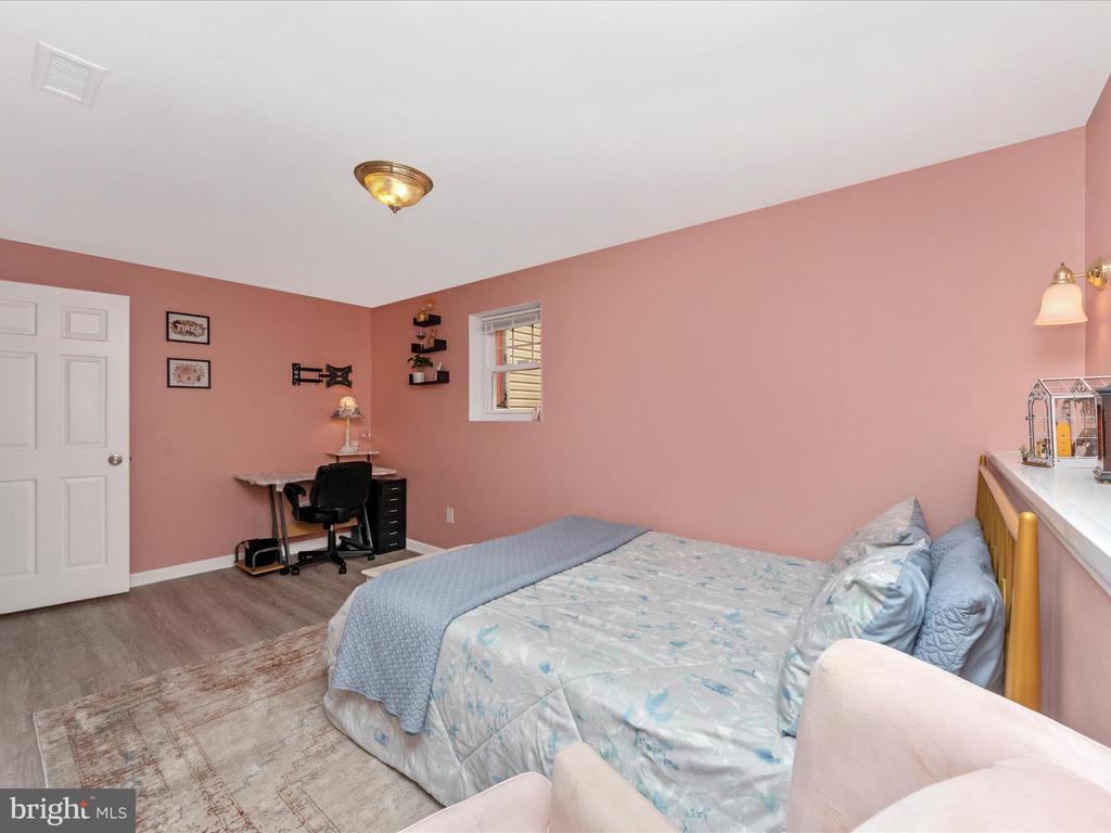 226 HIGHLANDER DRIVE