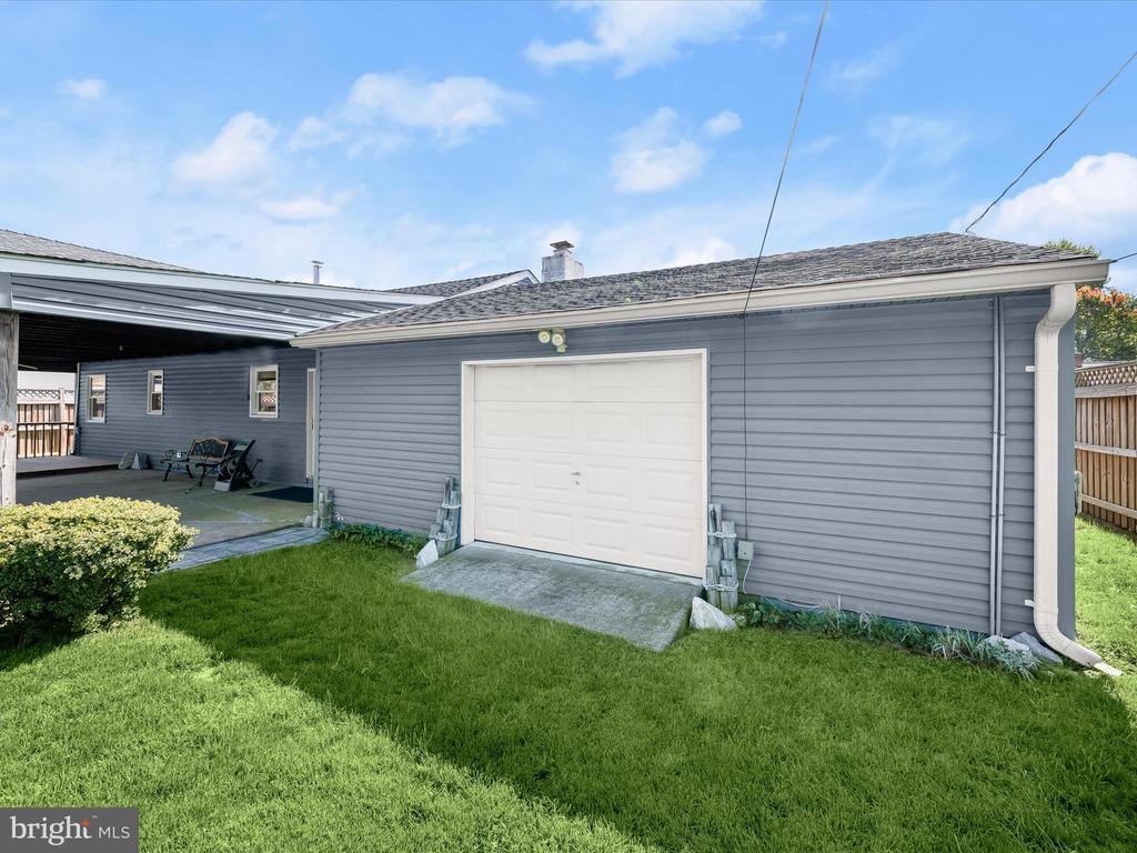 1144 MCHENRY DRIVE