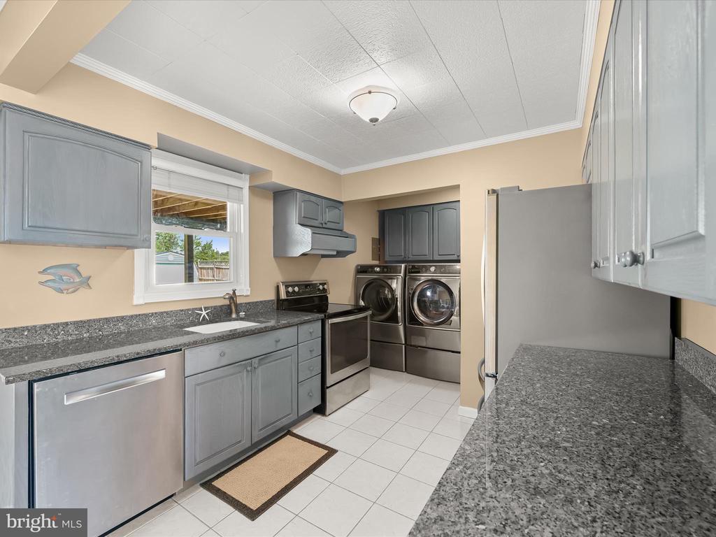 1144 MCHENRY DRIVE