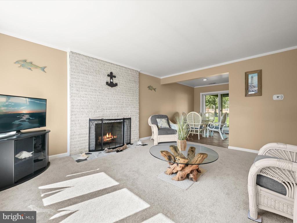 1144 MCHENRY DRIVE