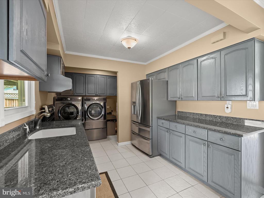 1144 MCHENRY DRIVE