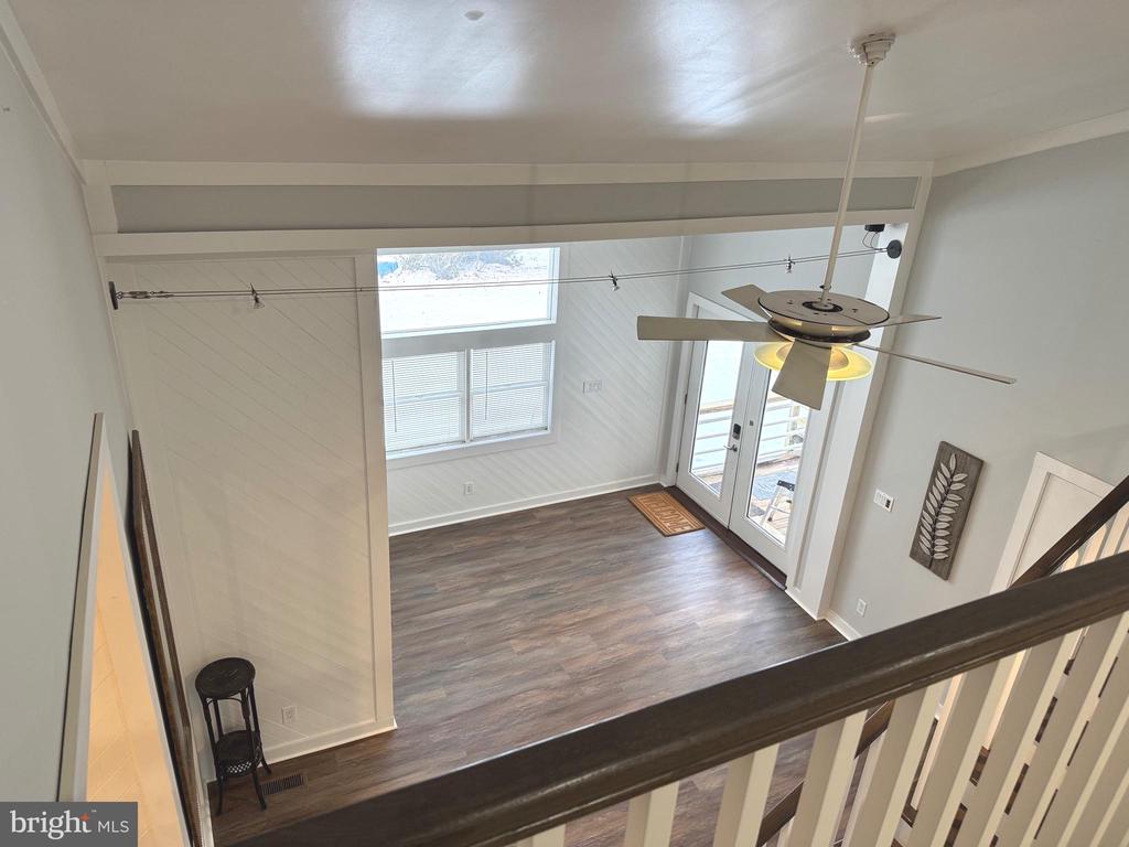 1152 PINE TREE DRIVE