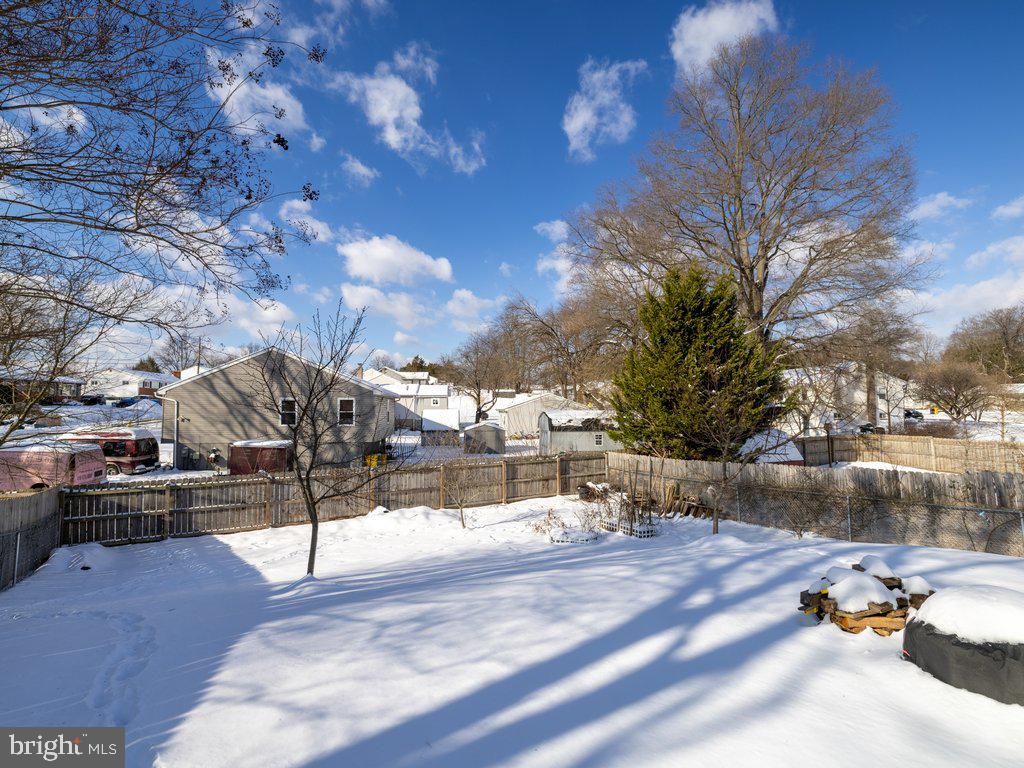 8076 CLARK STATION ROAD