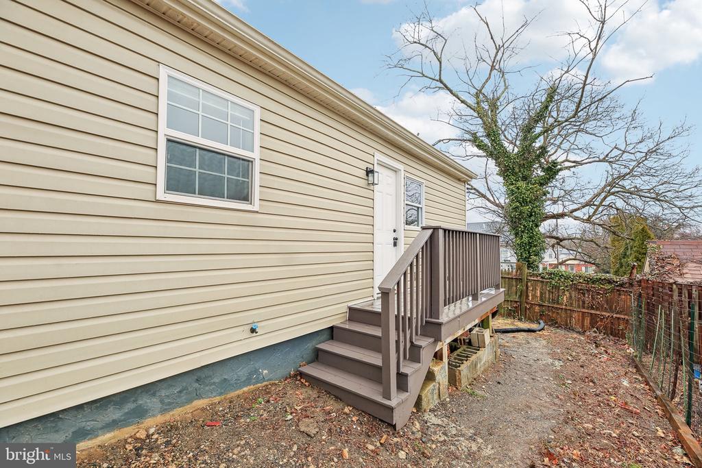 5904 BELLE GROVE ROAD
