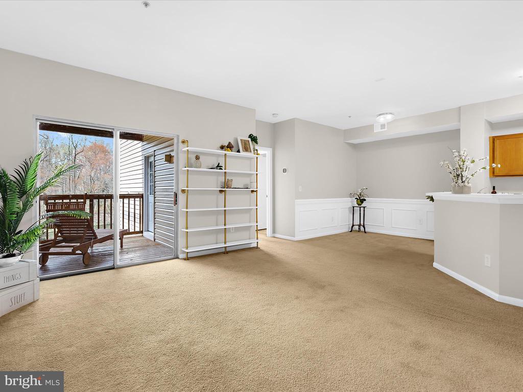 20 SANDSTONE COURT