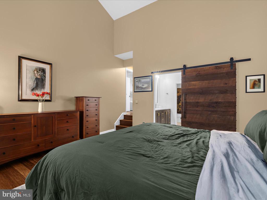 3305 BLACKBERRY LANE