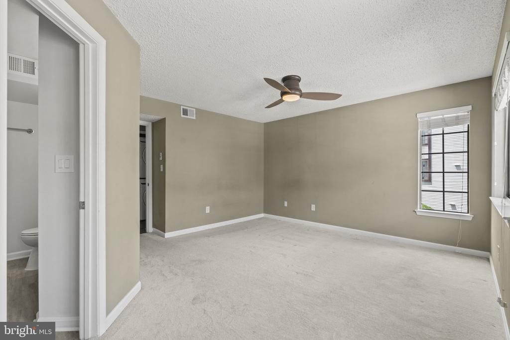 2504 AIRY HILL CIRCLE Unit: 1C