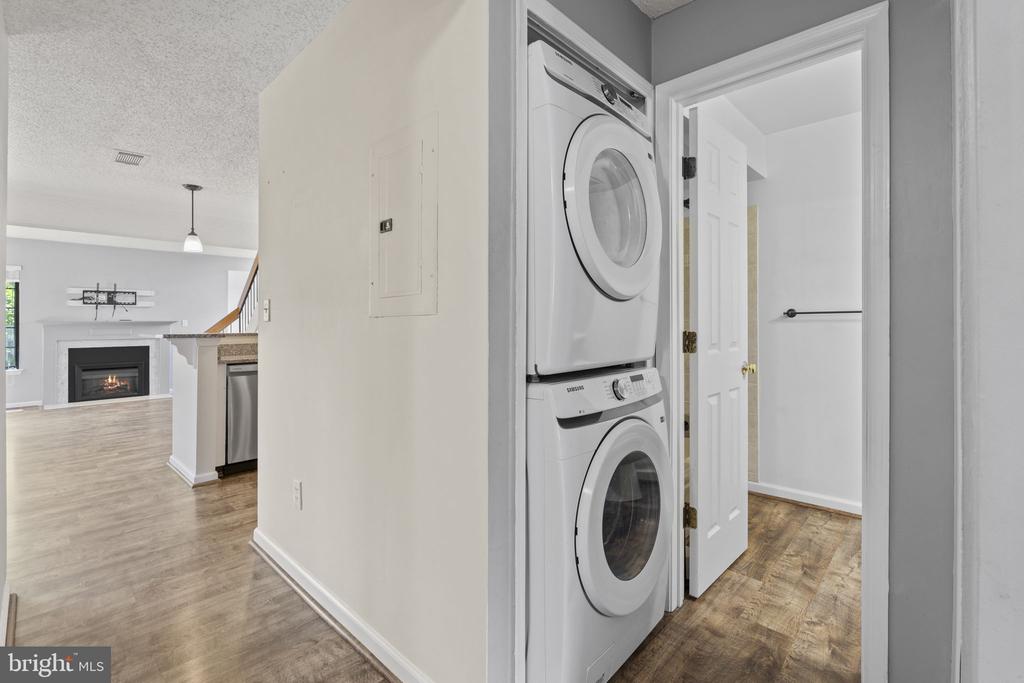 2504 AIRY HILL CIRCLE Unit: 1C