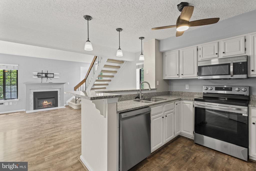 2504 AIRY HILL CIRCLE Unit: 1C