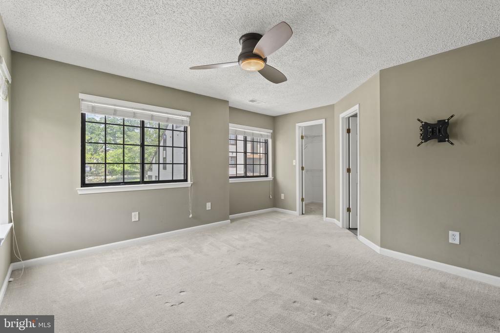 2504 AIRY HILL CIRCLE Unit: 1C