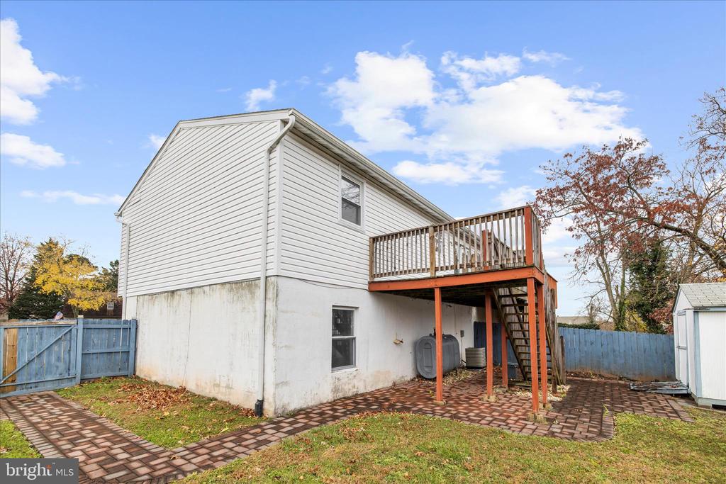 7989 SCOTTS MANOR COURT
