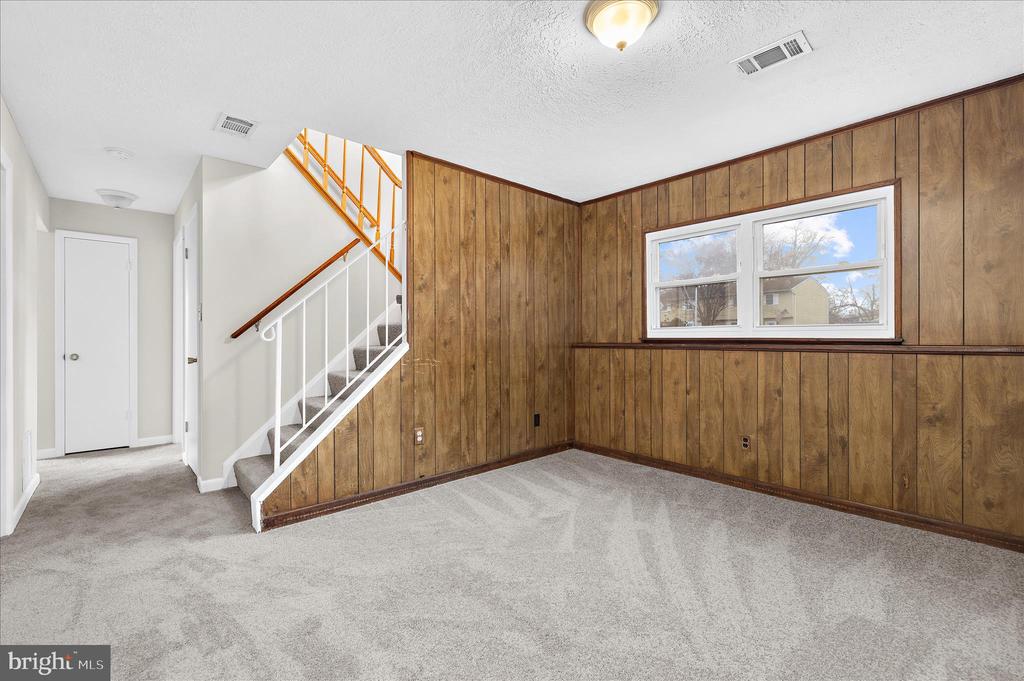 7989 SCOTTS MANOR COURT
