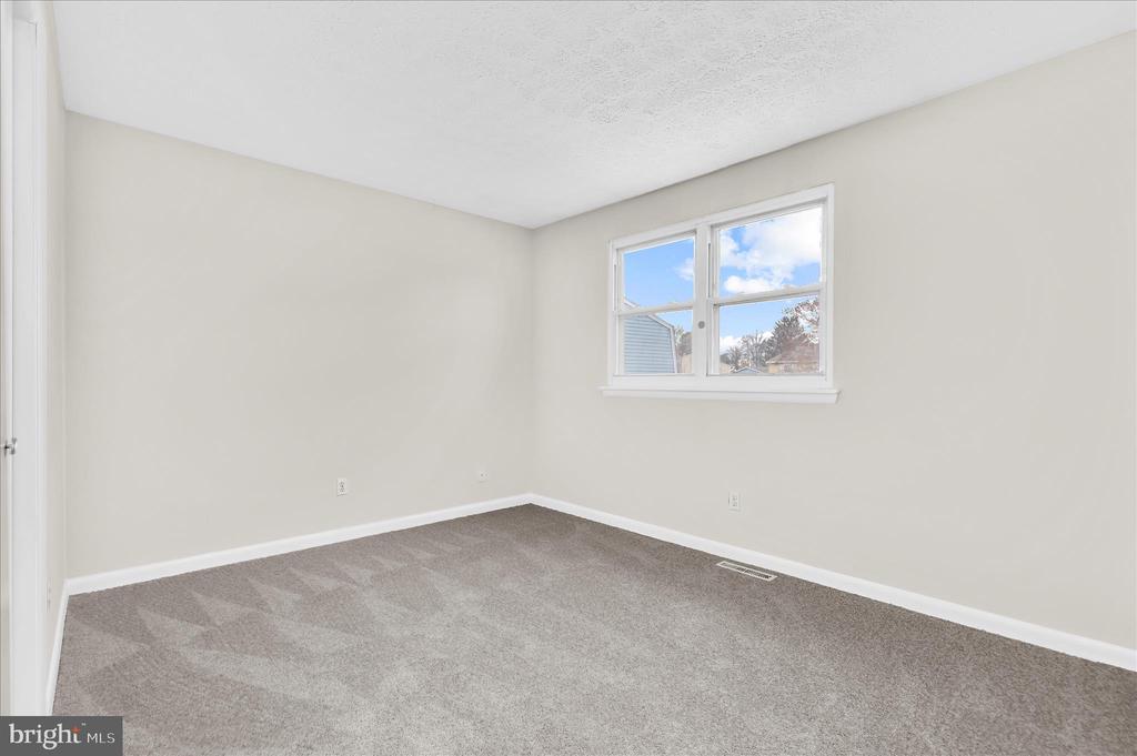 7989 SCOTTS MANOR COURT