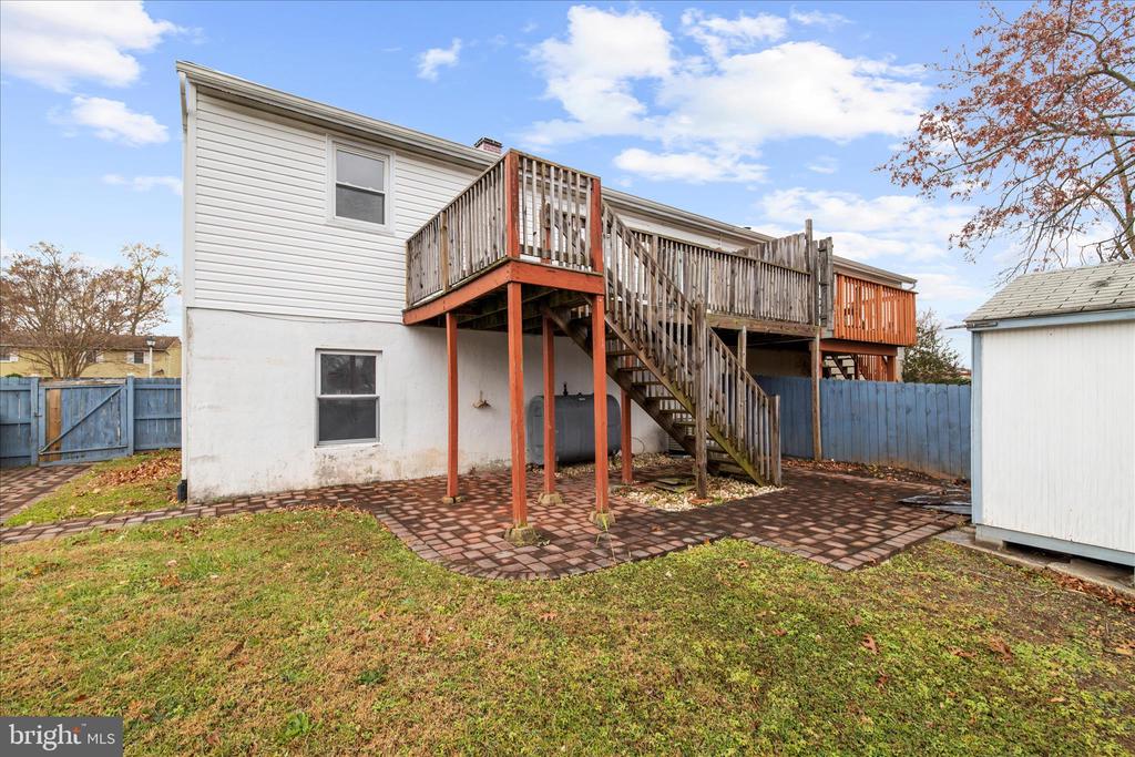 7989 SCOTTS MANOR COURT