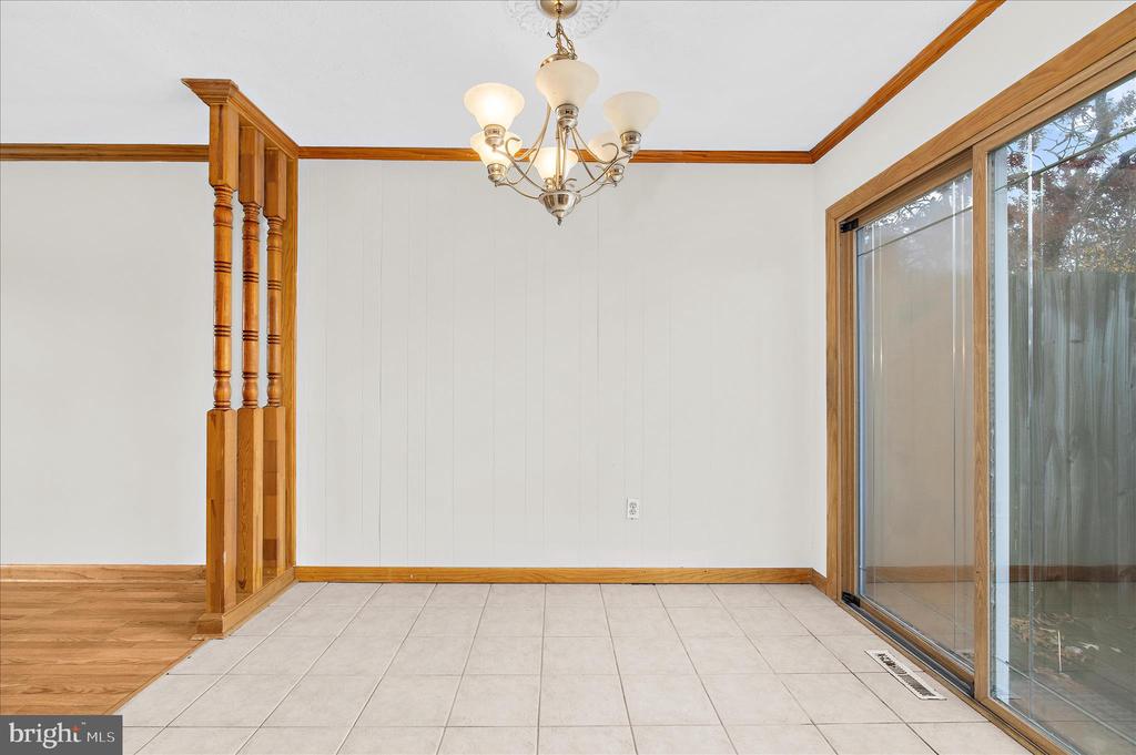 7989 SCOTTS MANOR COURT