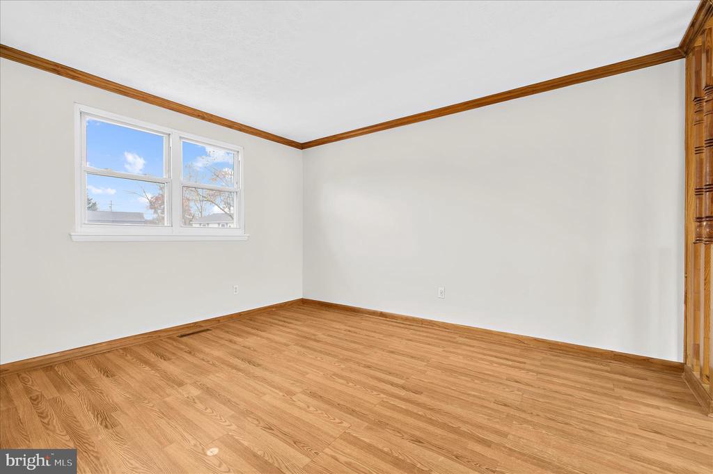 7989 SCOTTS MANOR COURT