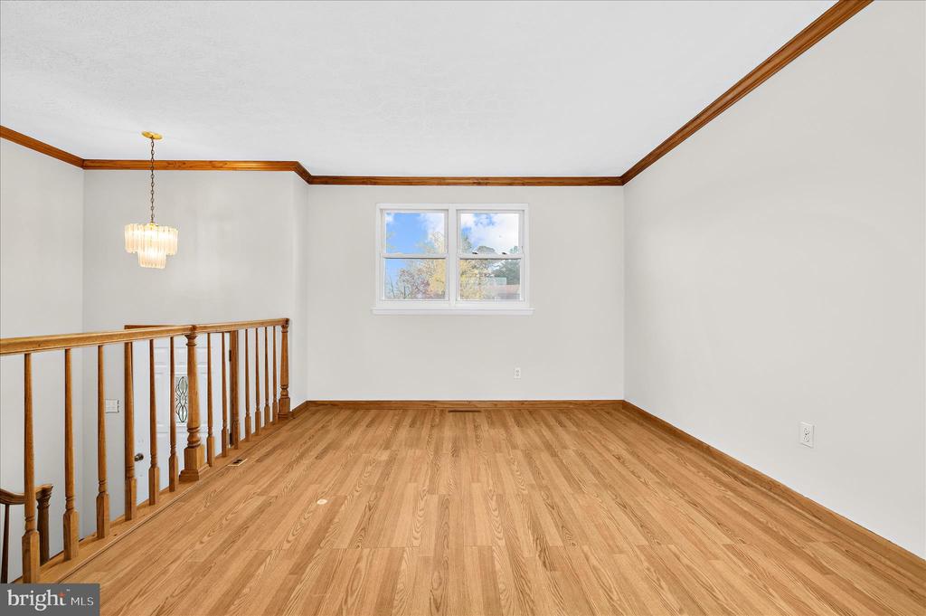 7989 SCOTTS MANOR COURT