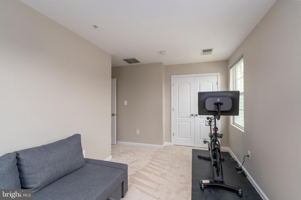 7716 TIMBERCROSS LANE