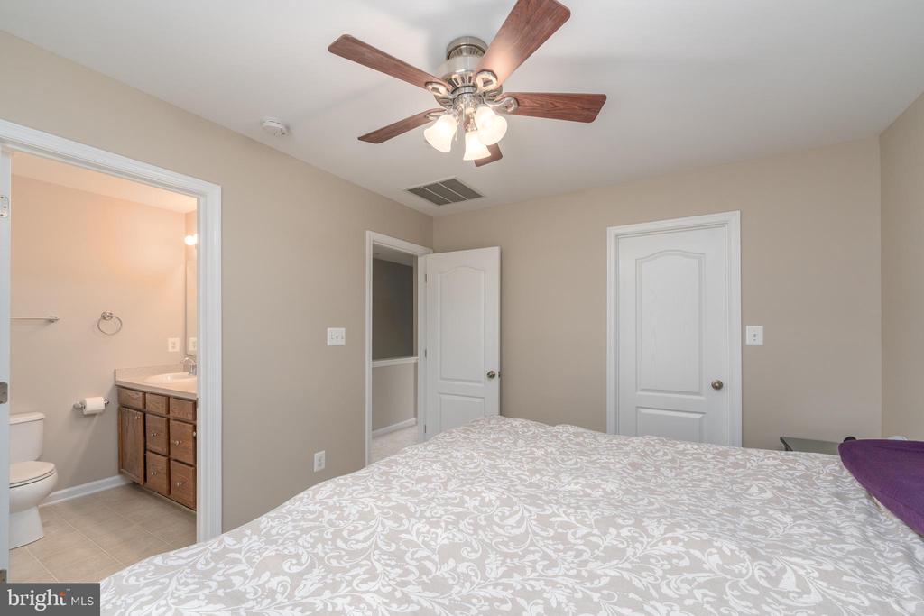 7716 TIMBERCROSS LANE
