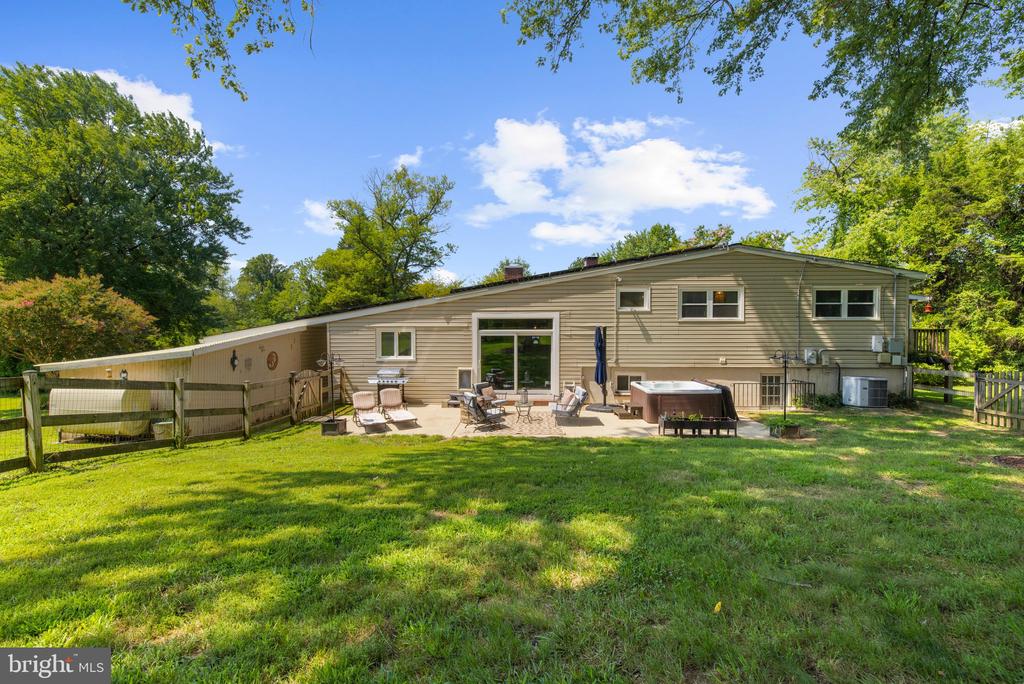 1714 BALDWIN DRIVE