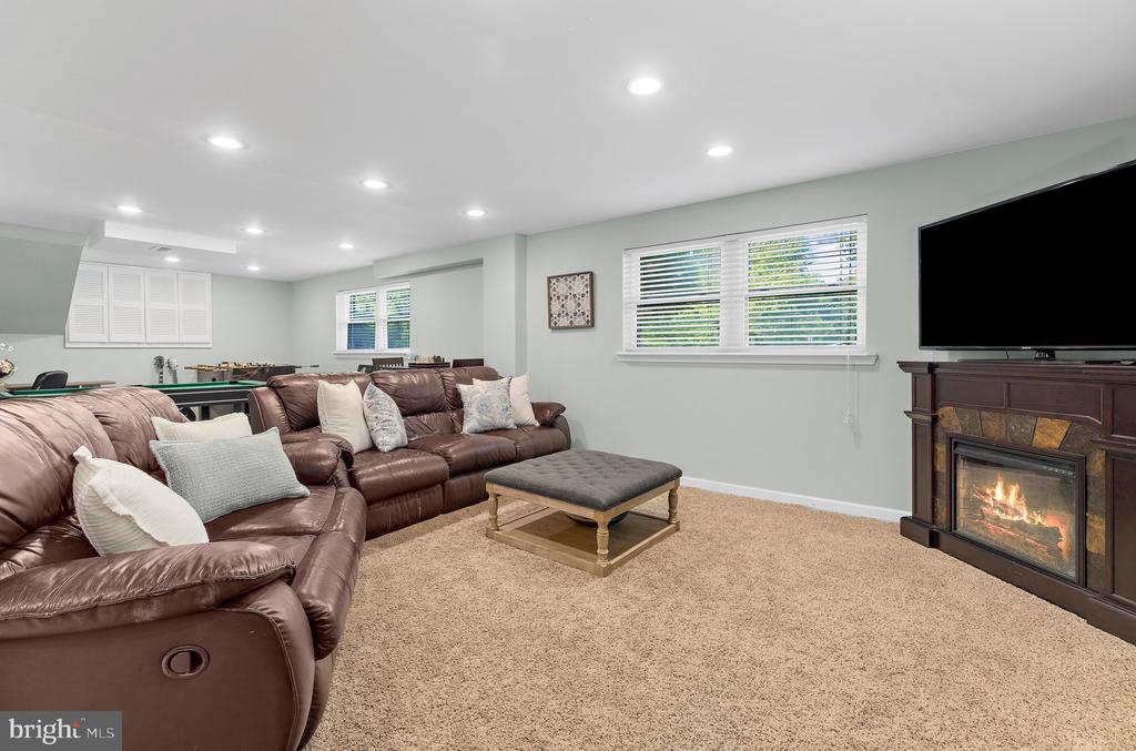 1714 BALDWIN DRIVE