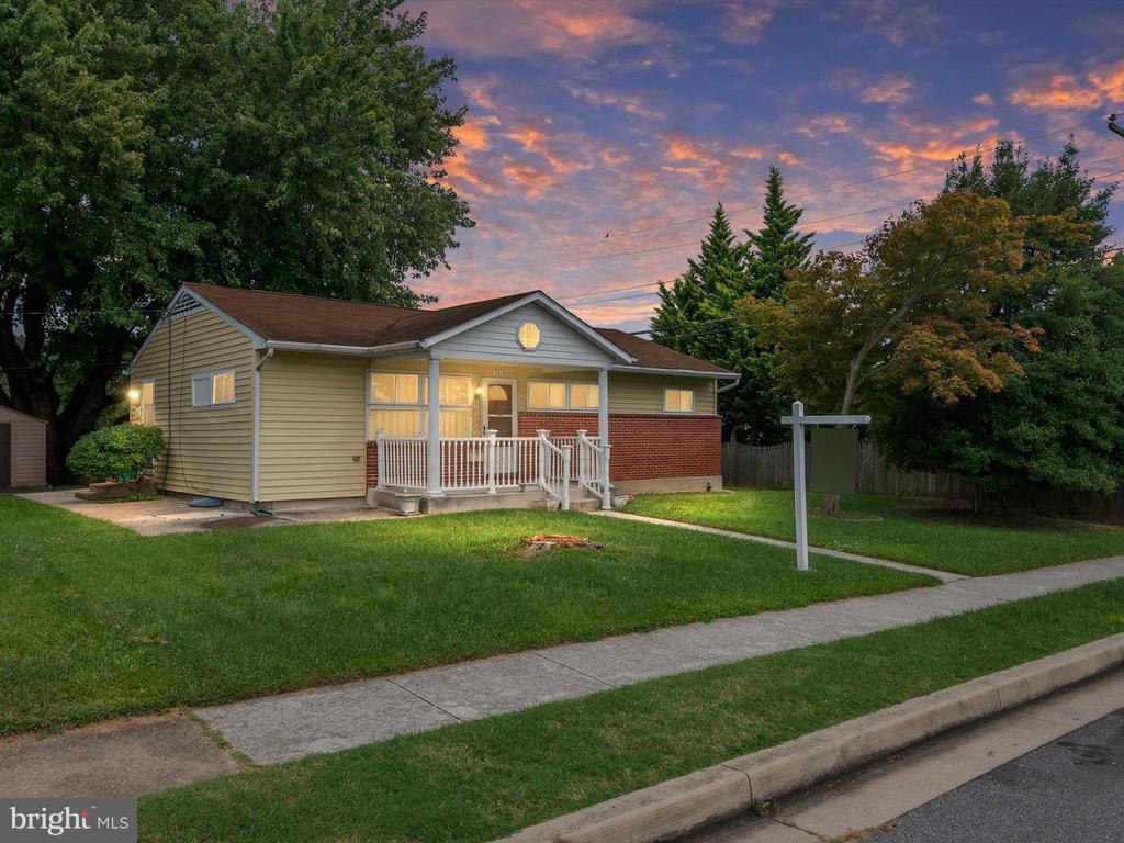 2616 EDGEWOOD
