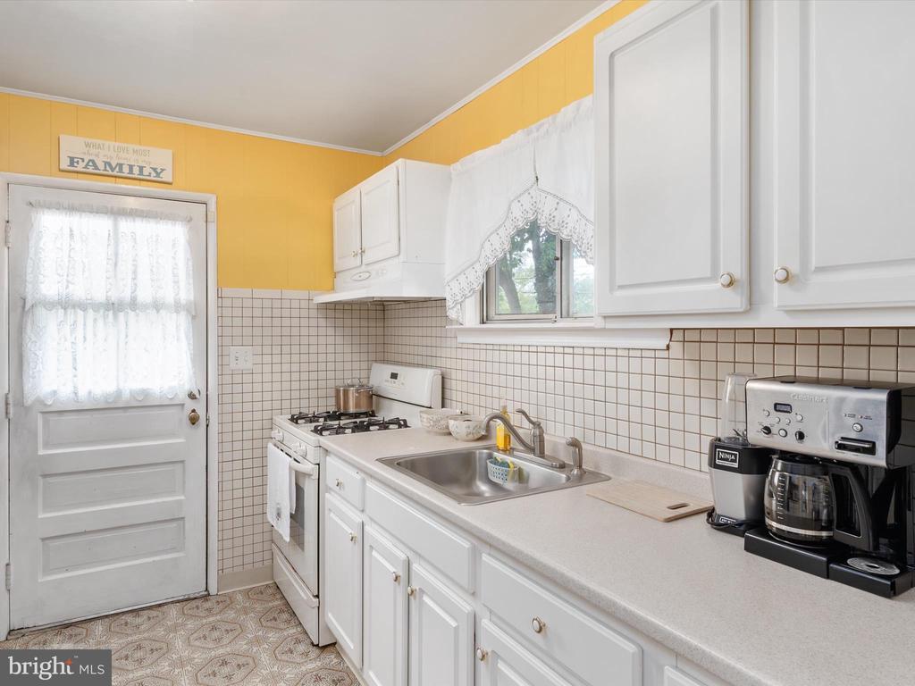 2616 EDGEWOOD