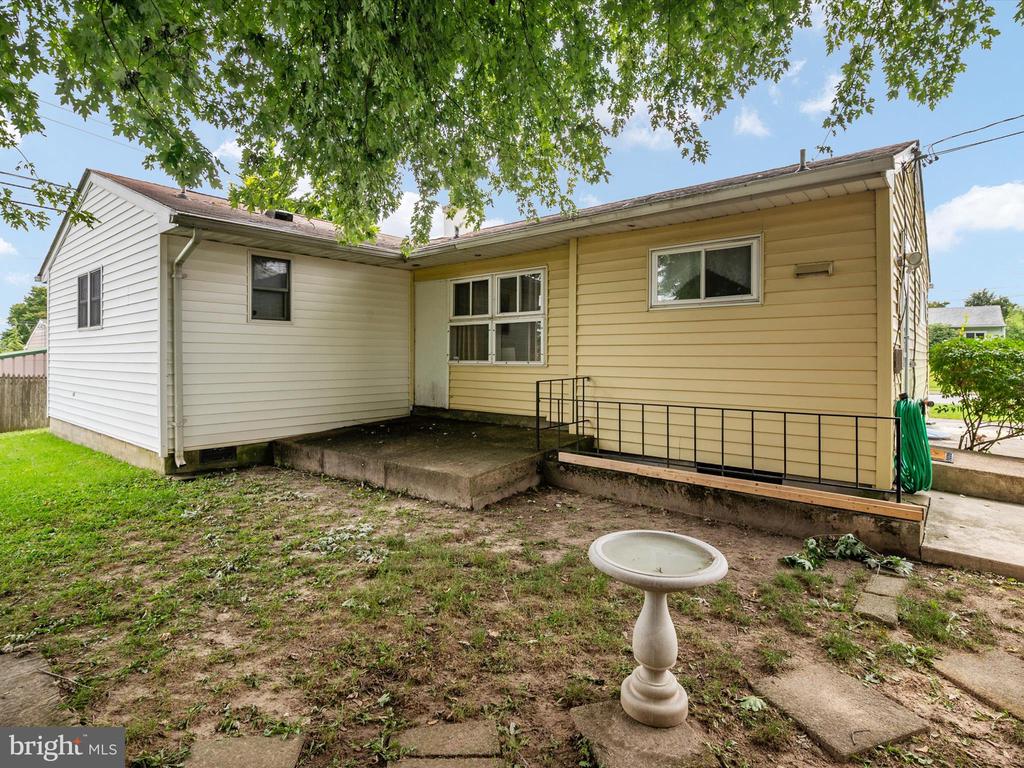 2616 EDGEWOOD