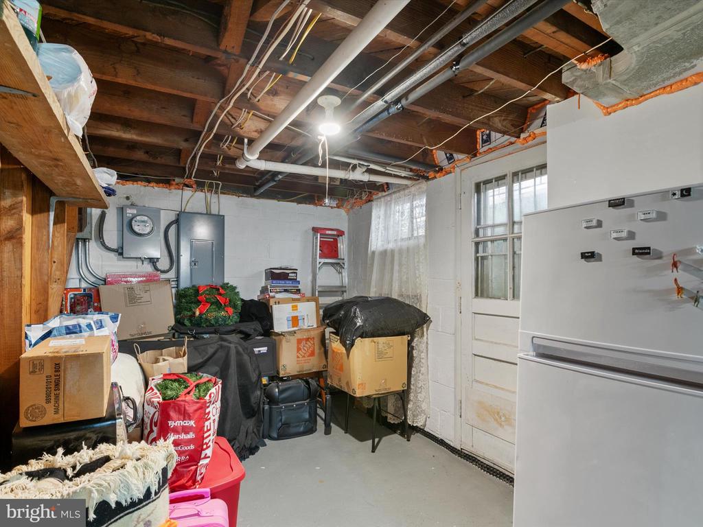 2616 EDGEWOOD