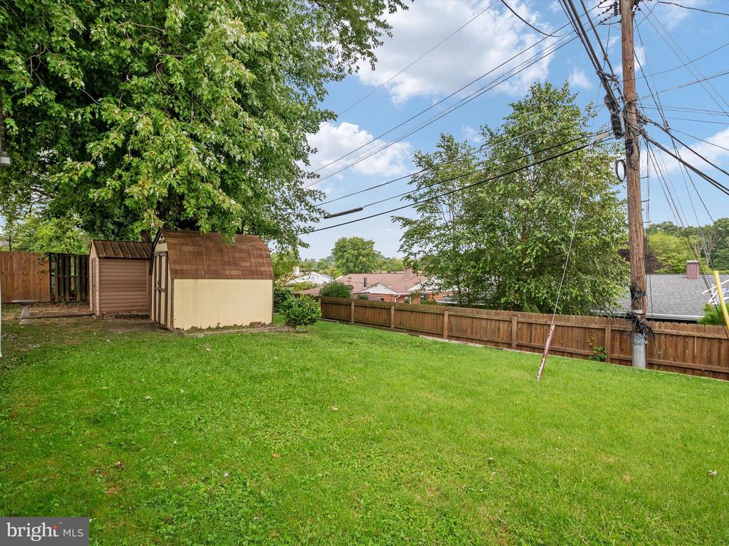 2616 EDGEWOOD