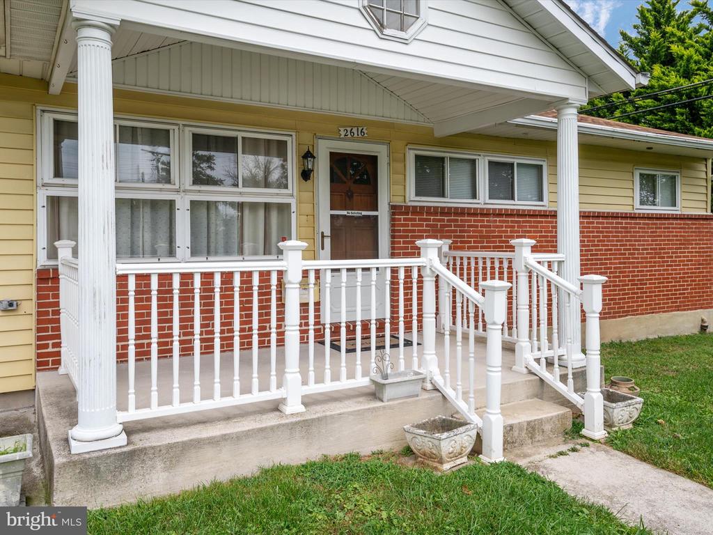 2616 EDGEWOOD