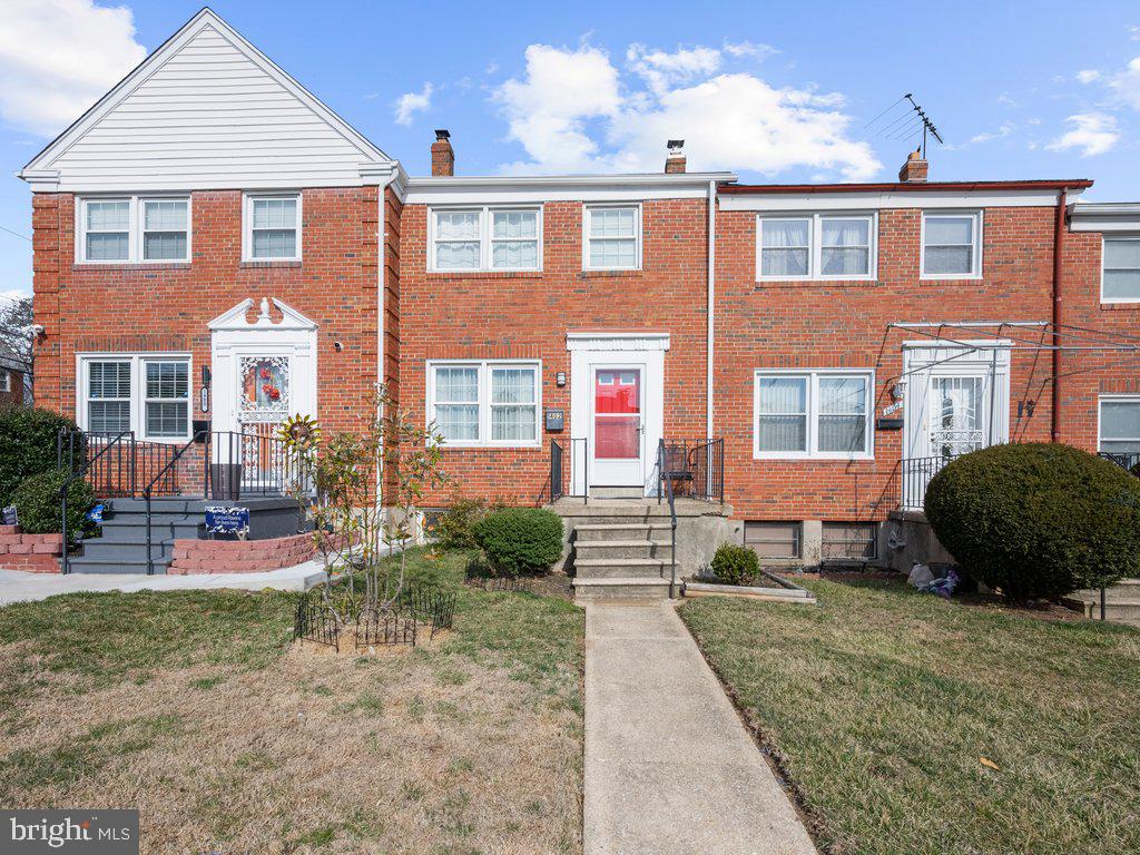 1402 BARRETT ROAD