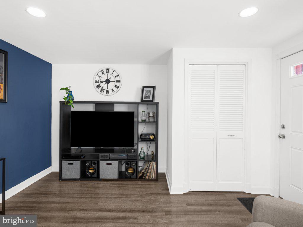 1402 BARRETT ROAD