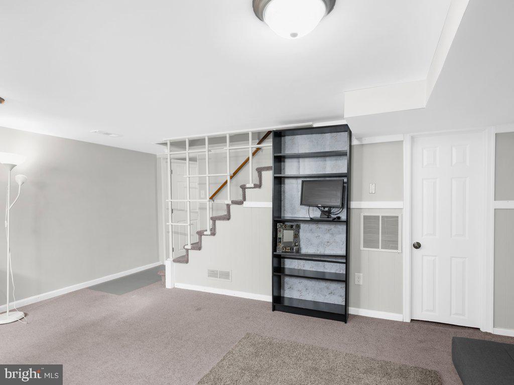 1402 BARRETT ROAD
