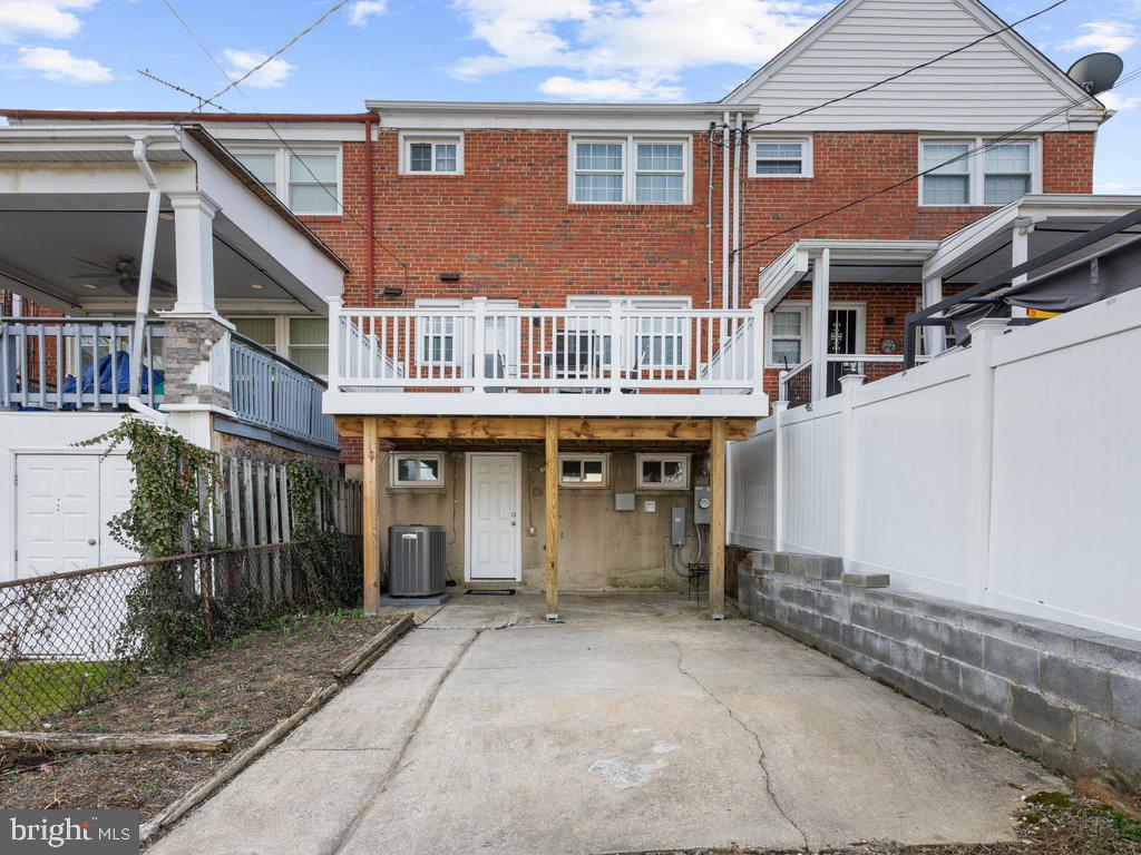 1402 BARRETT ROAD