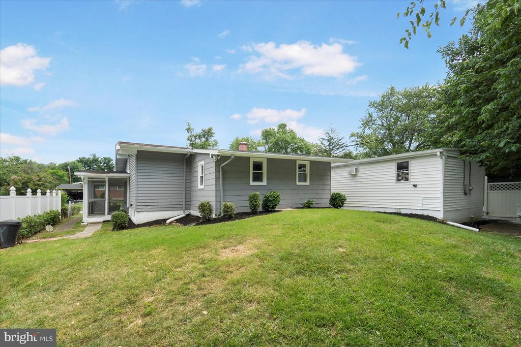 4753 BONNIE BRAE ROAD
