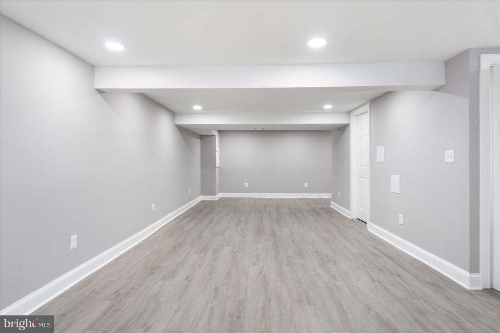 4753 BONNIE BRAE ROAD