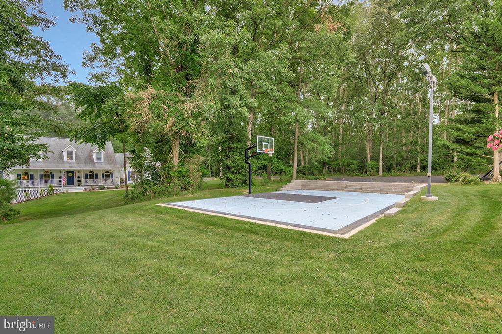 3897 HUNTING CREEK ROAD